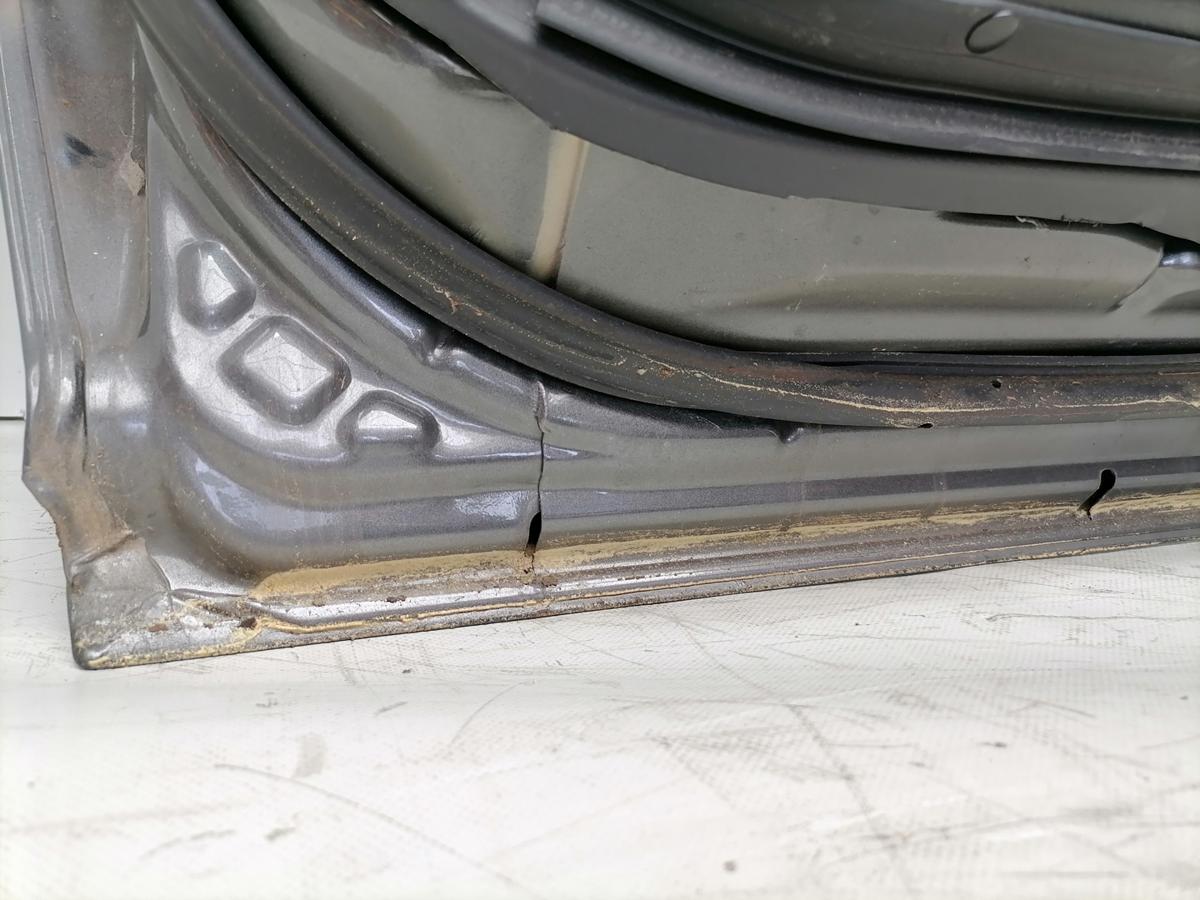 Toyota Avensis T25 original T&uuml;r hinten rechts Dunkelgraumetallic 1G3 Kombi Bj.2007